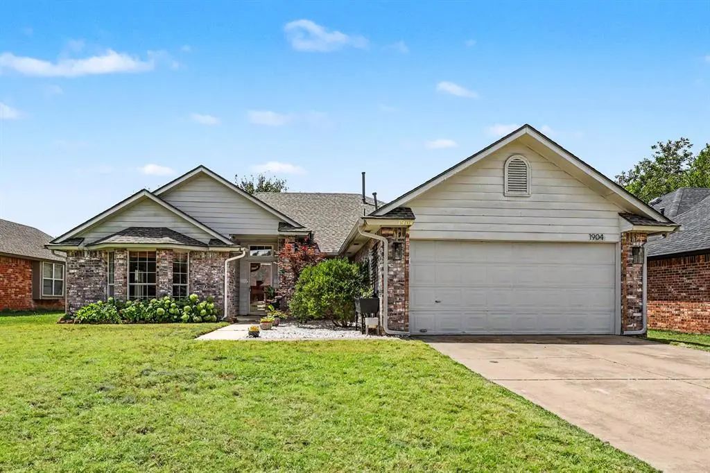 1904 Joseph Drive, Edmond