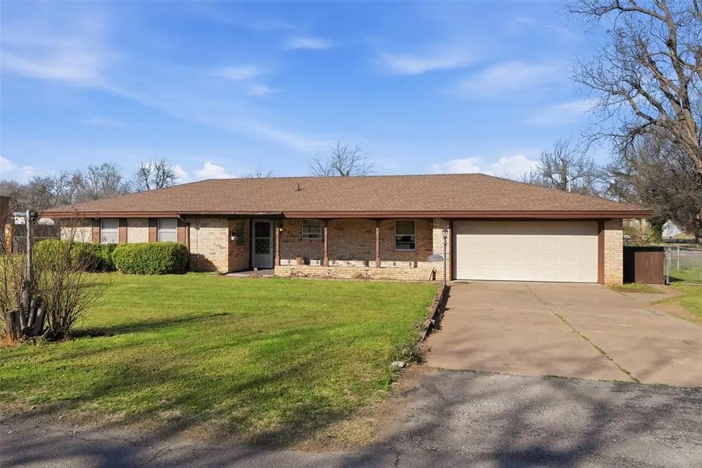 Homes for Sale located at 904 S Donald Avenue, in the city of El Reno, OK 73036