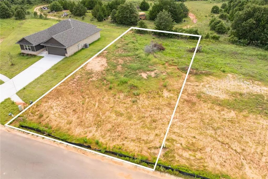 4672 Lincoln Landing, Harrah