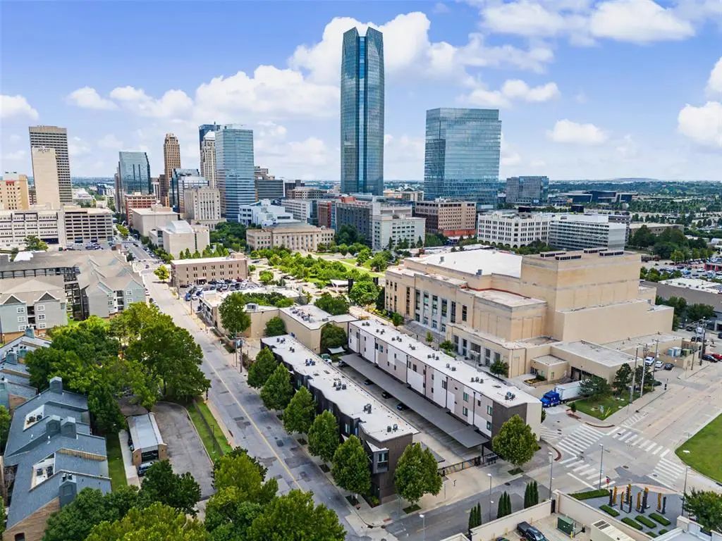 627 Couch Drive N10, Oklahoma City