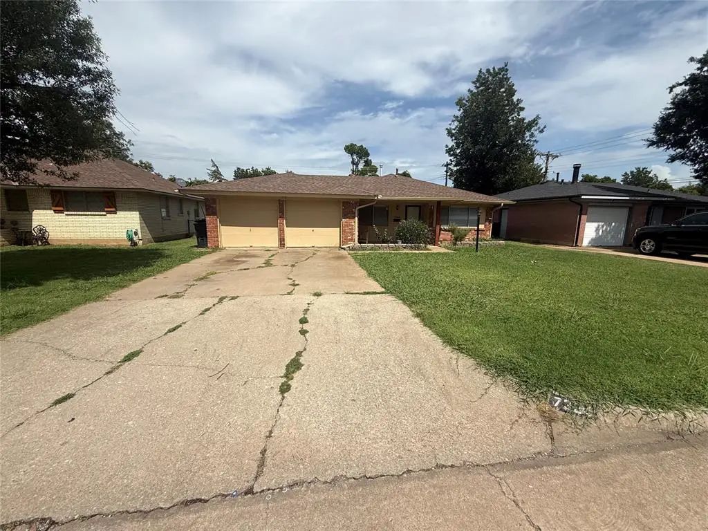 7304 S Douglas Place, Oklahoma City