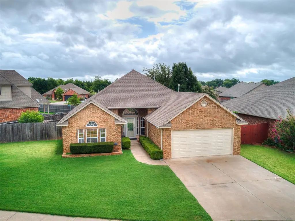 906 Renita Way, Oklahoma City