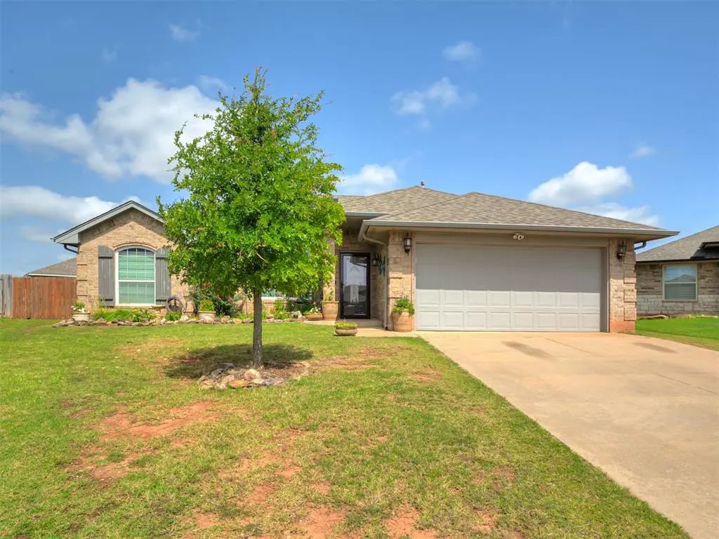 2108 Manderly Court, Norman