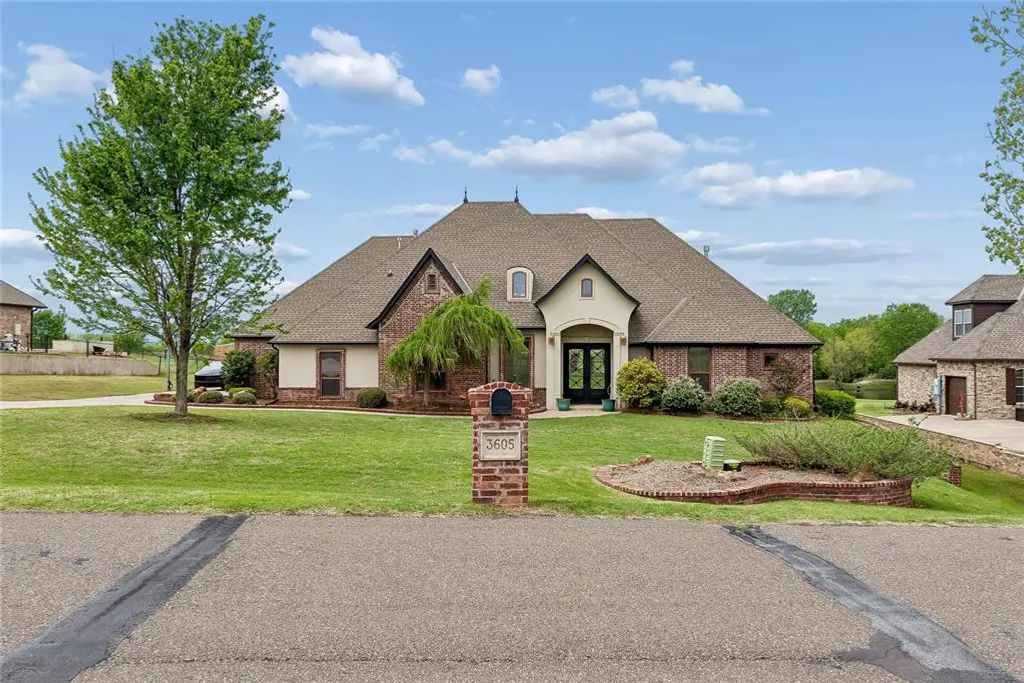 3605 Churchill Road, Oklahoma City