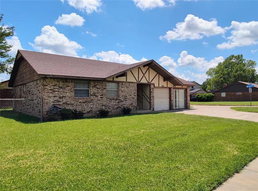 940 Nw 12th Street, Moore, OK, 73160 - SOUTH GATE LOT 22 BLK 87 - 1240363, Residential