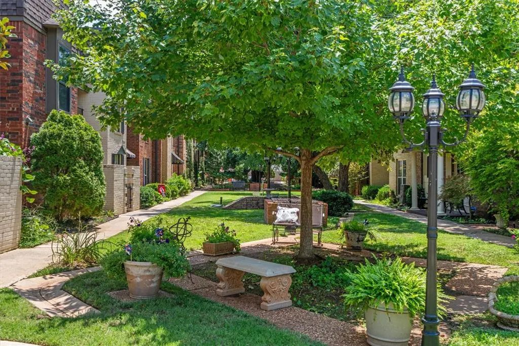 7811 Old Hickory Lane, Oklahoma City
