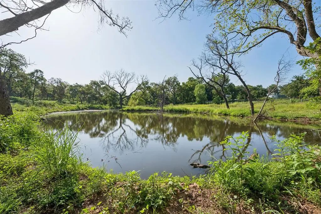 Land Real Estate for Sale located in the neighborhood of Valerie's Place South, in the city of Guthrie, OK