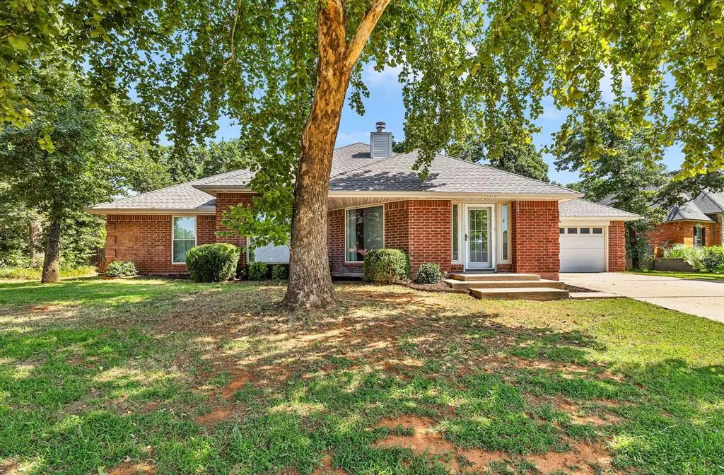 Residential Real Estate for Sale located in the neighborhood of Timberoaks, in the city of Blanchard, OK