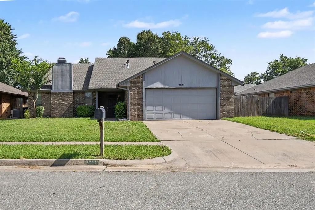 2821 Morgan Trail, Edmond