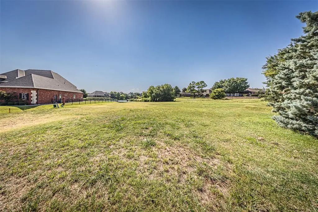 7607 Nw Wyatt Lake Drive, Lawton
