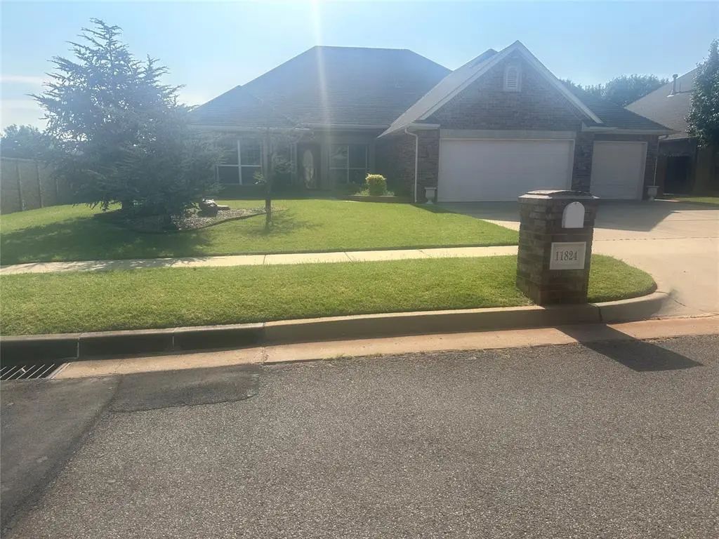 11824 Bellhurst Avenue, Oklahoma City
