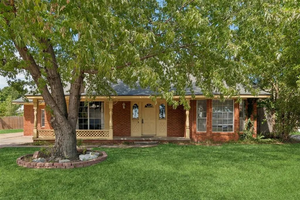 3705 N Cromwell Avenue, Oklahoma City