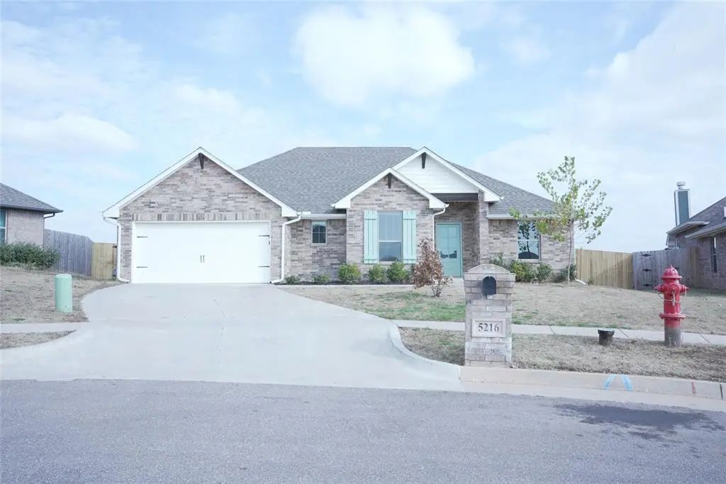 Residential Real Estate for Sale located in the neighborhood of Cherry Hill, in the city of Edmond, OK