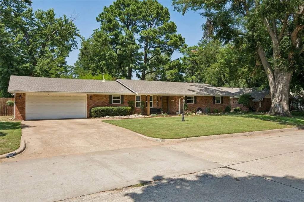 2657 Brentwood Drive, Norman