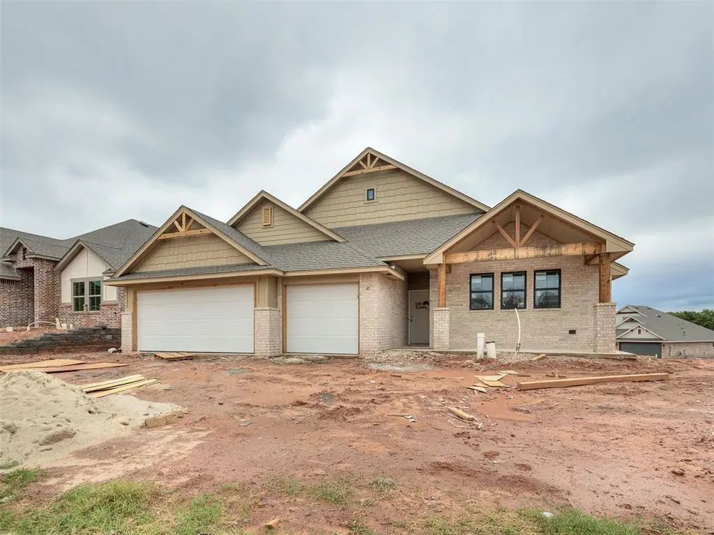 2132 Preserve Edge Drive, Edmond