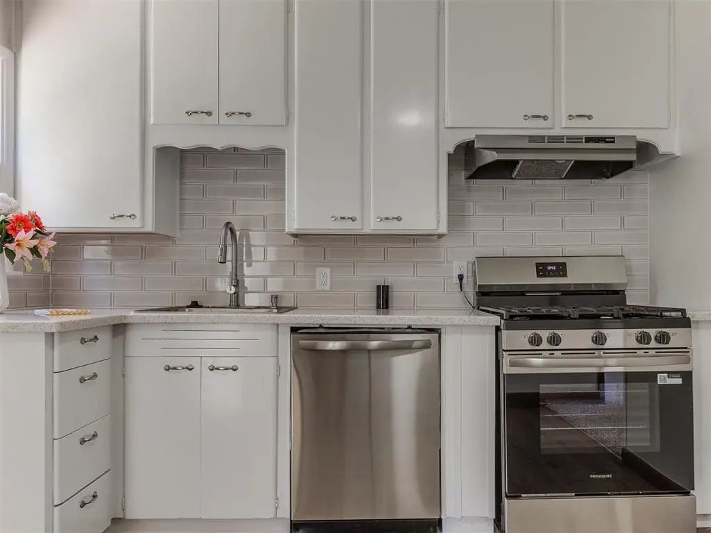 2441 Sw 51st Street, Oklahoma City
