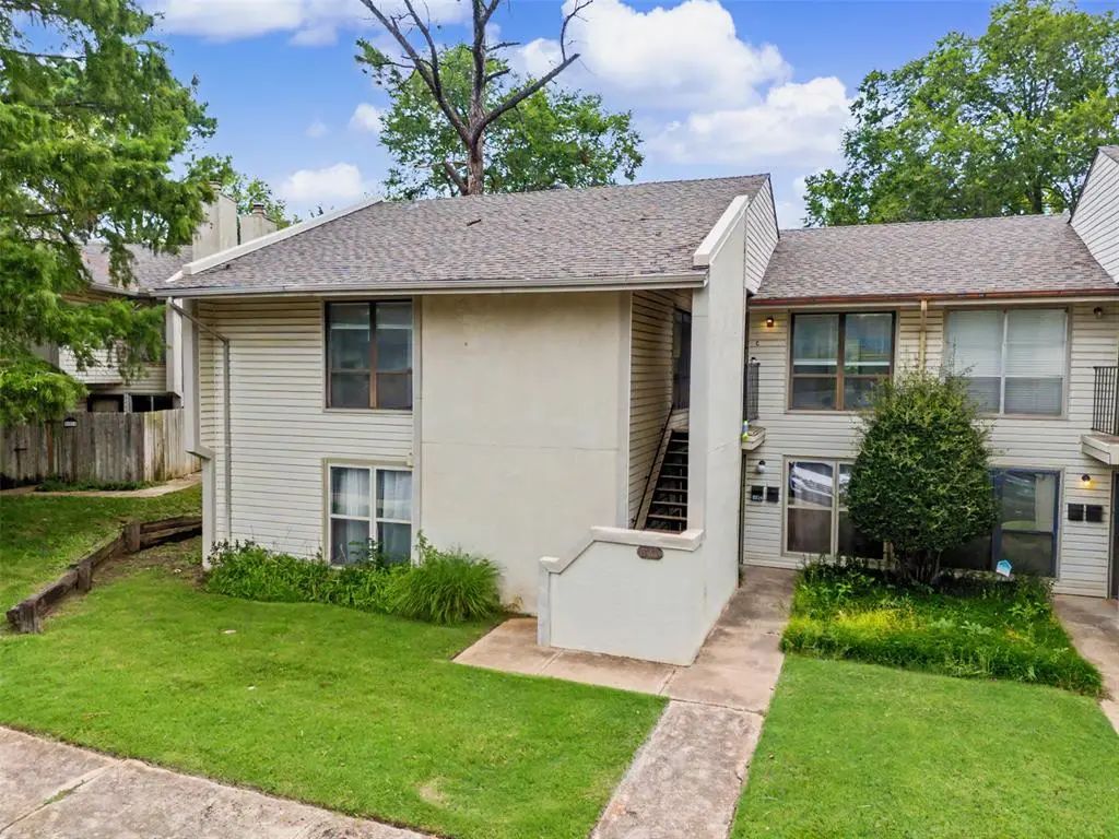 833 Cardinal Creek Boulevard C, Norman