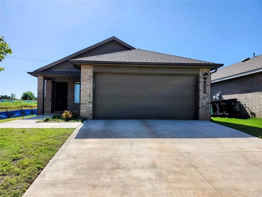 10605 Red Thistle Drive, Oklahoma City