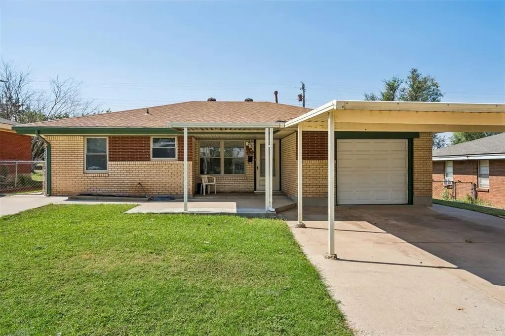 Residential Real Estate for Sale located in the neighborhood of Epperly Heights 10th, in the city of Oklahoma City, OK