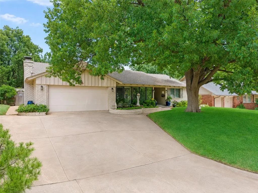 2221 Nw 56th Street, Oklahoma City