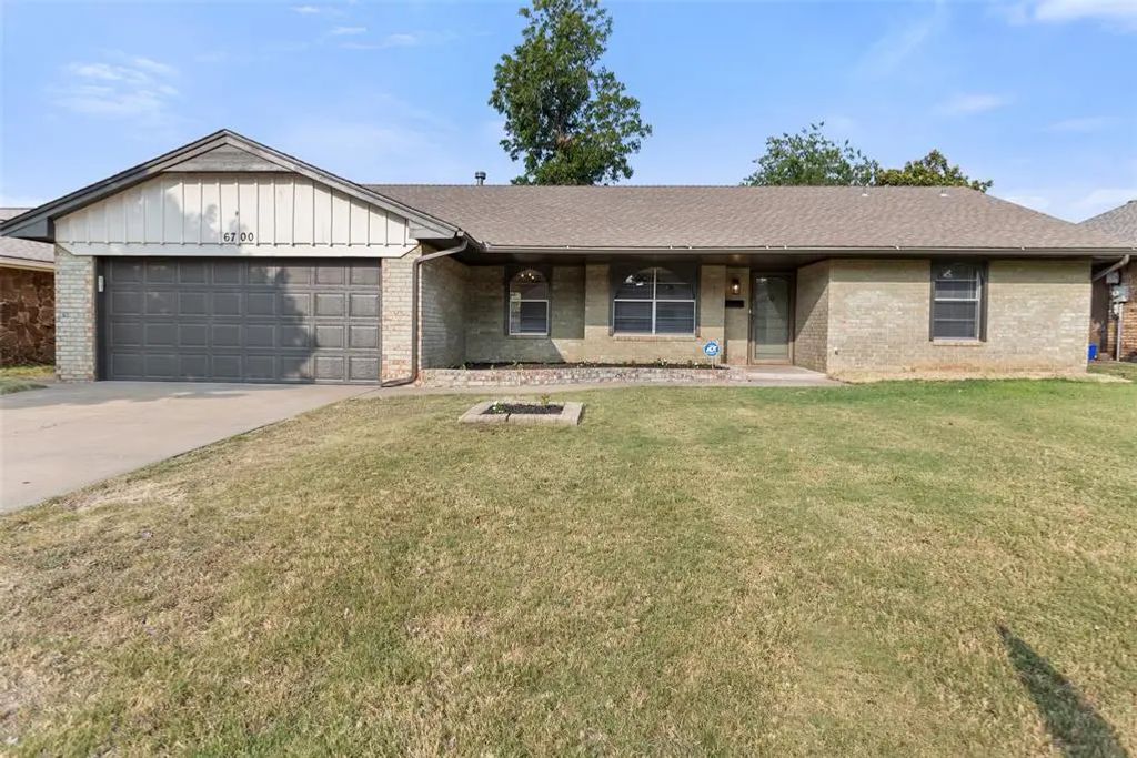 6700 N Harvard Avenue, Oklahoma City