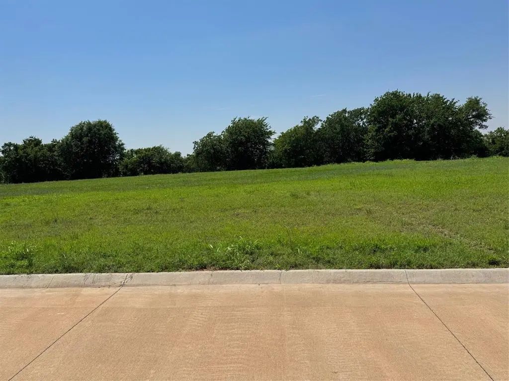 1409 Deer Ridge Run, Tuttle