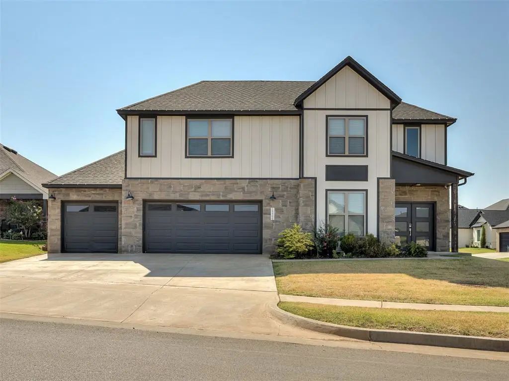 15400 Caspian Lane, Edmond