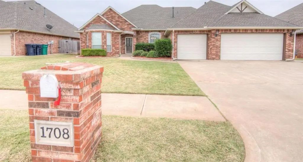 1708 Nw 182nd Drive, Edmond