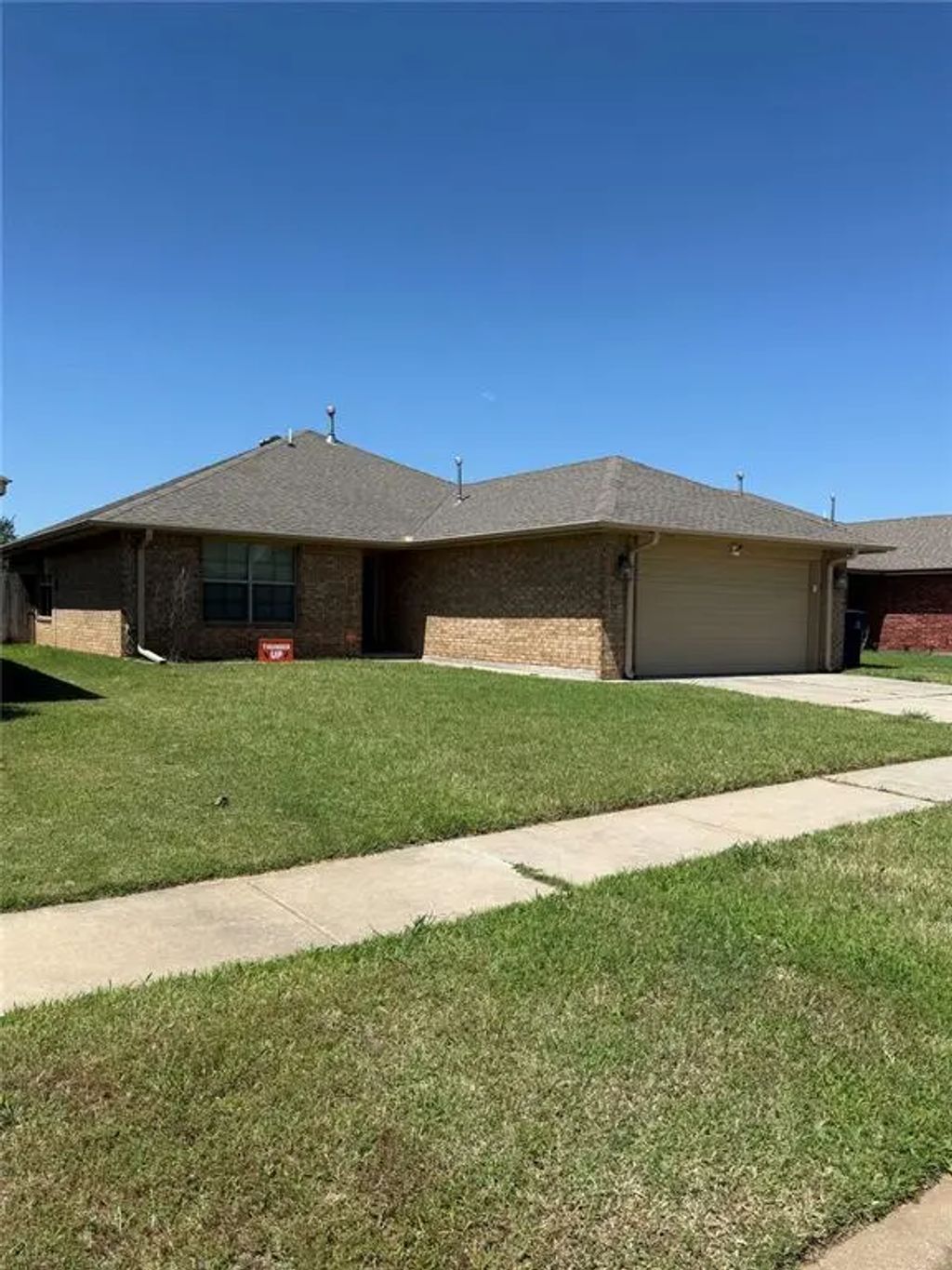 8041 Waters Edge Way, Oklahoma City