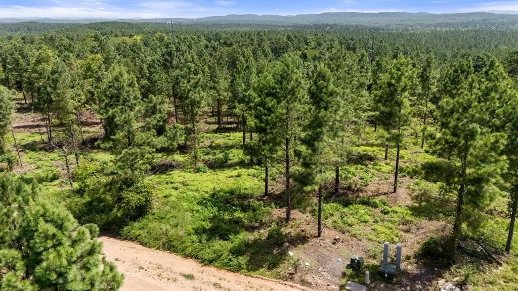 Paradise Valley Road, Broken Bow