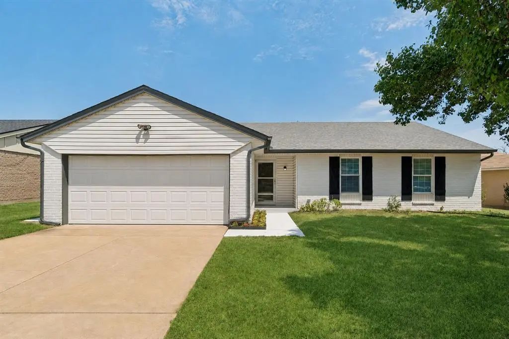 208 N English Drive, Oklahoma City