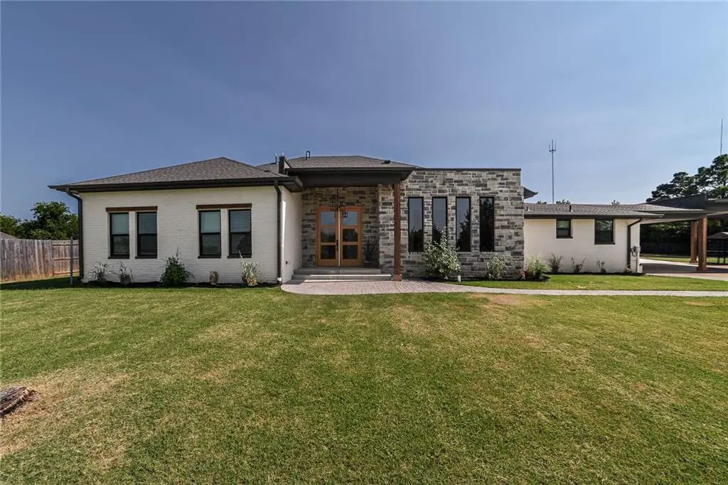 2012 Ne 100th Street, Oklahoma City