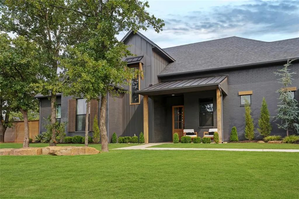391 Old Creek, Edmond