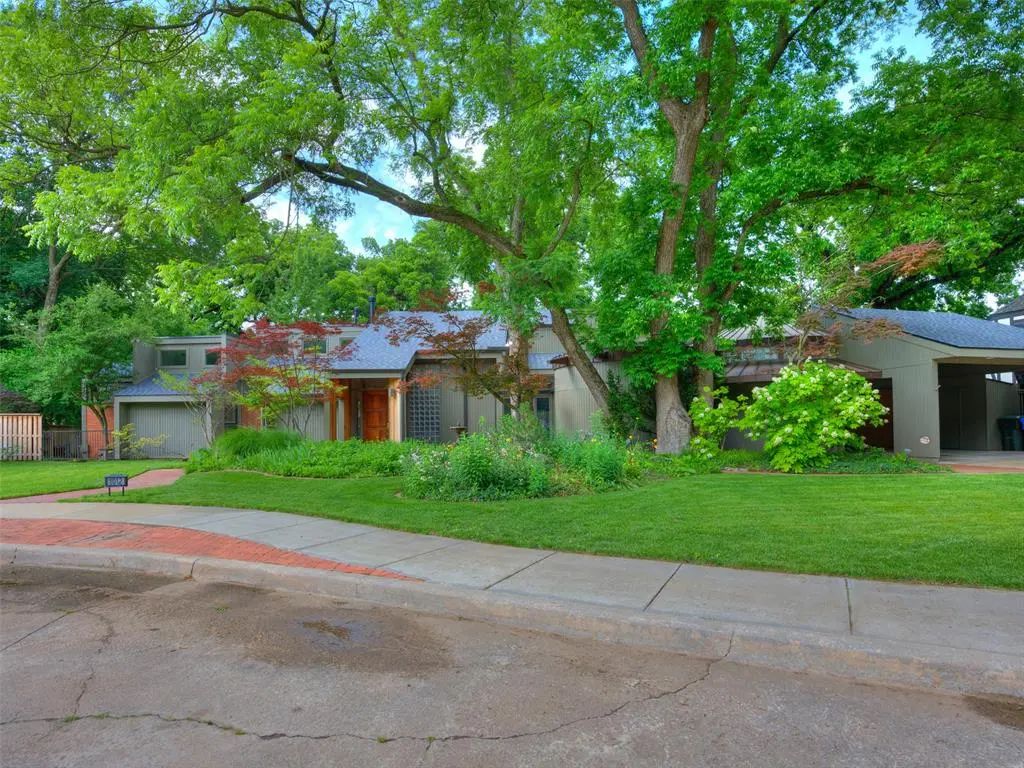 1012 Nottingham Circle, Norman