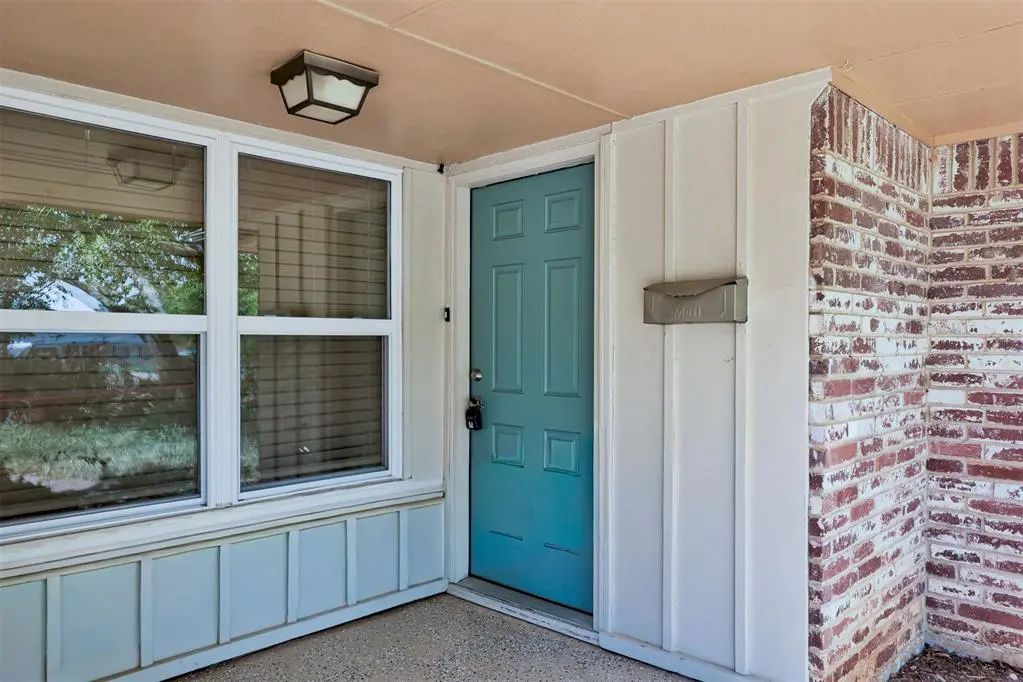 Residential for Sale by 327 Woodcrest Drive in the Norman, located in the neighborhood of Woodcrest Estates 1