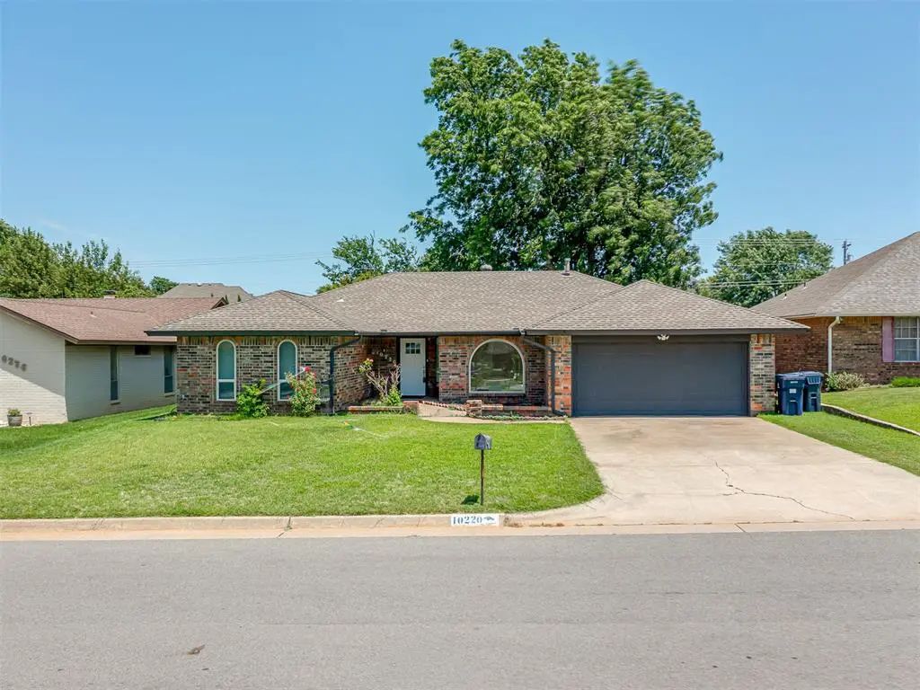 10220 Little Pond Drive, Oklahoma City