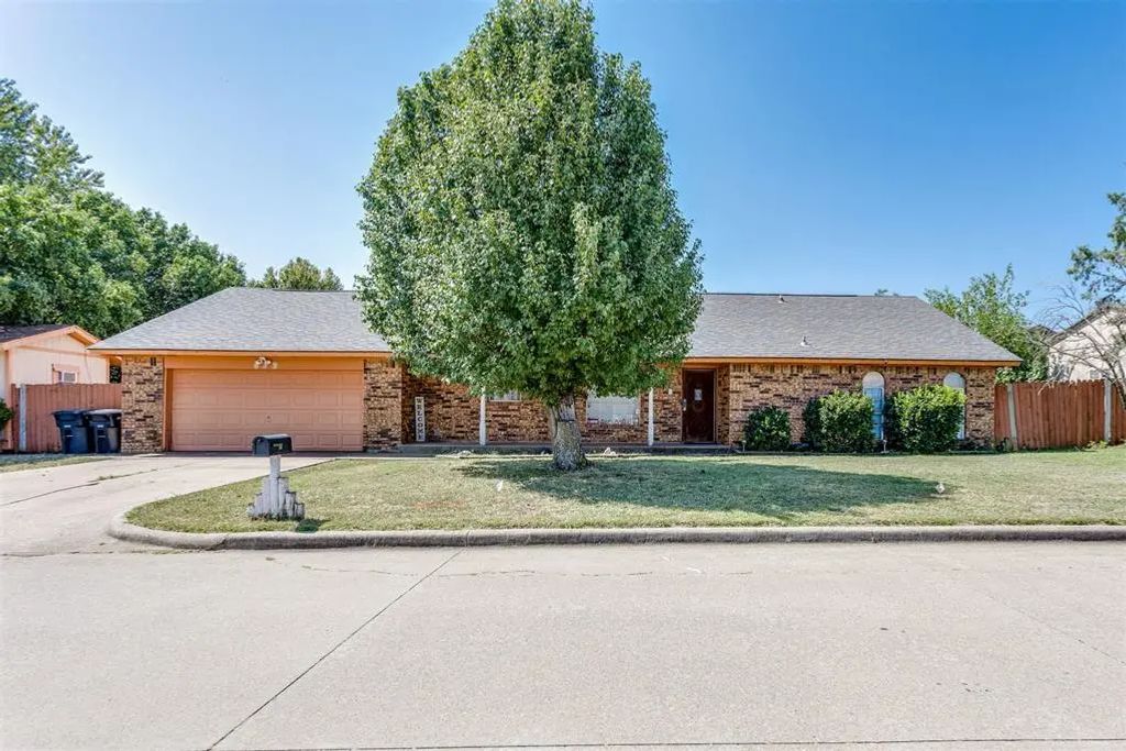 632 Wood Crest Street, Oklahoma City