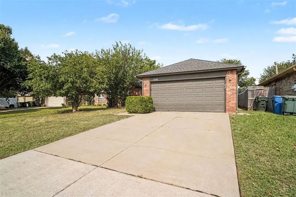 1208 San Fidel Lane, Edmond
