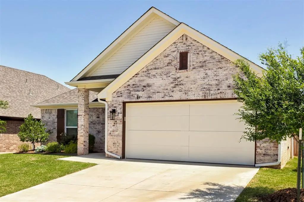 3727 Hardy Drive, Norman