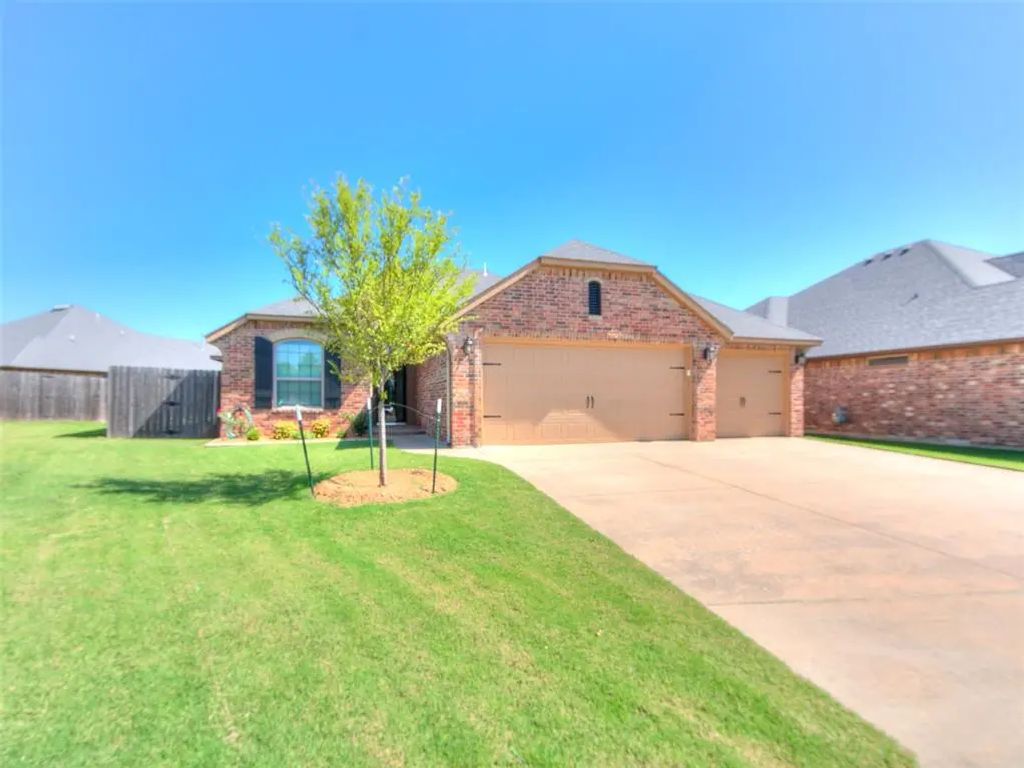 425 Sw 170th Terrace, Oklahoma City