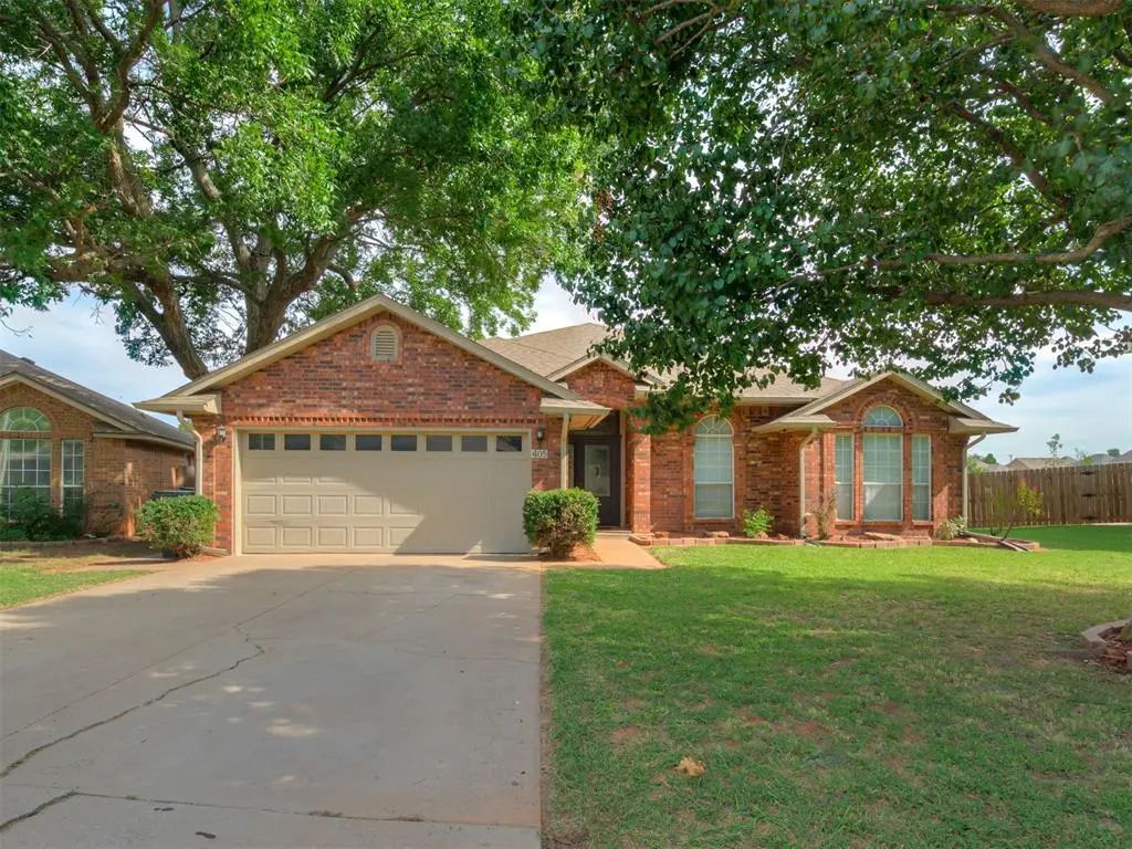 405 Waterfront Drive, Norman