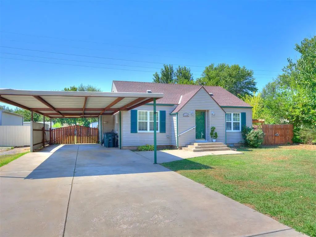 Residential Real Estate for Sale located in the neighborhood of Mathews Meadow Lawn, in the city of Oklahoma City, OK