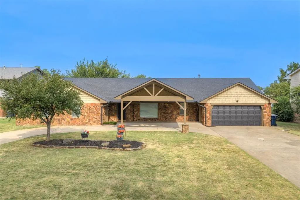 10405 Ski Drive, Oklahoma City