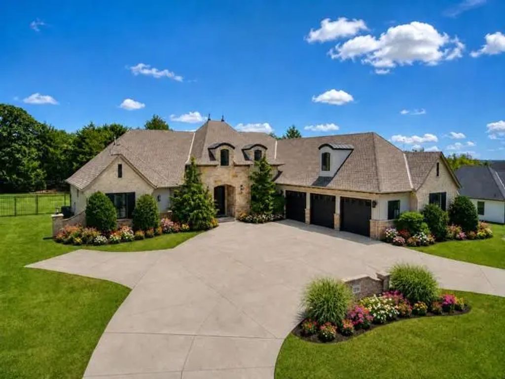 13500 Old Iron Road, Edmond