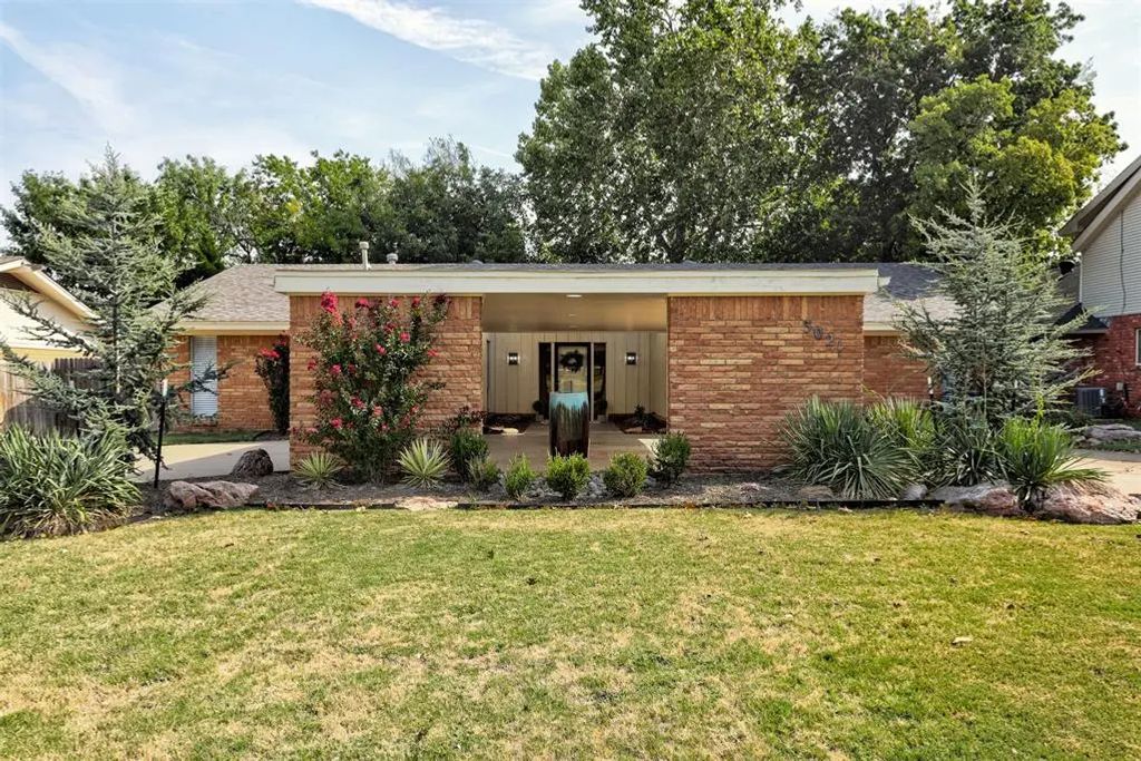 3021 Brookhollow Road, Oklahoma City