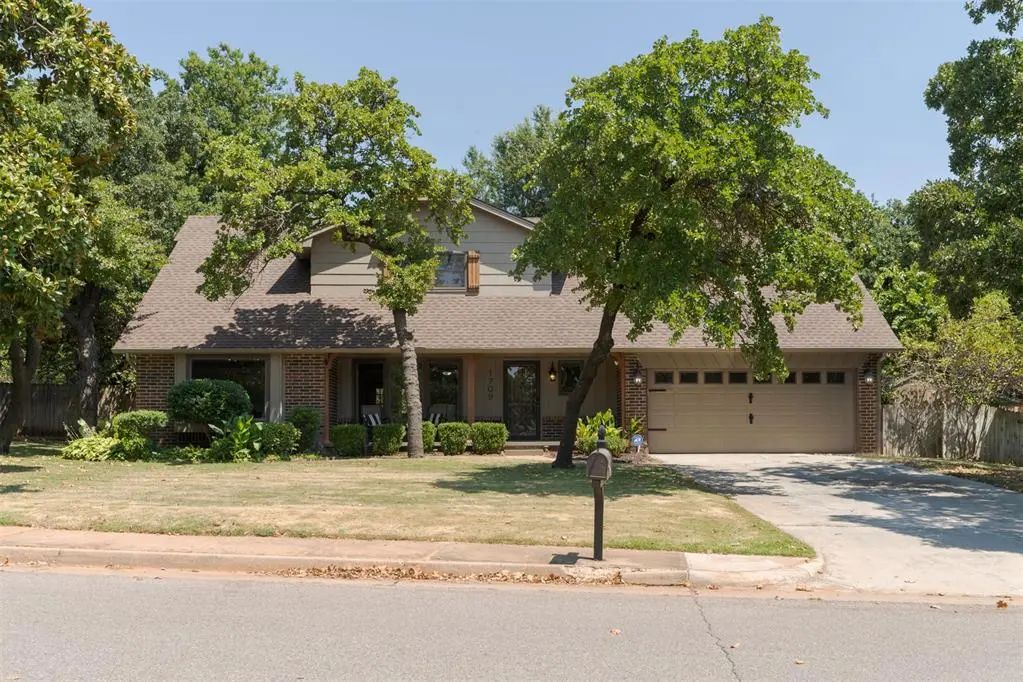 Homes for Sale located at 1709 Thunderbird Boulevard, in the city of Edmond, OK 73013