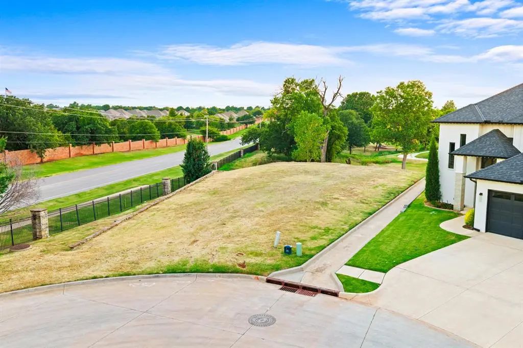465 Saint Claire Drive, Edmond