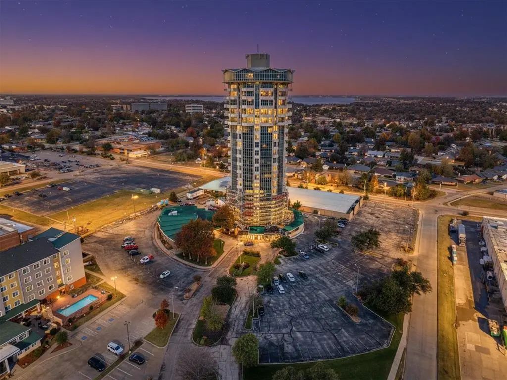 5900 Mosteller Drive 164, Oklahoma City