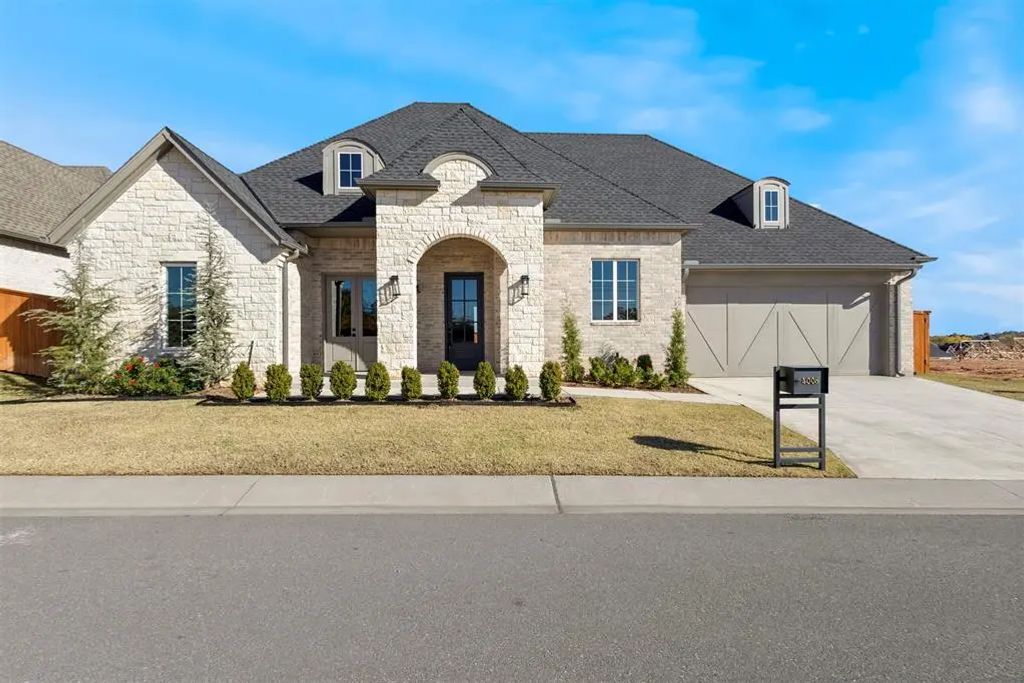 4008 Stone Briar Trail, Edmond