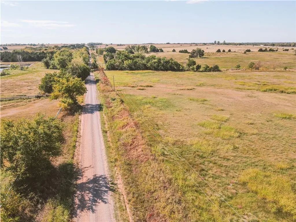 N 3470 Road, Cushing